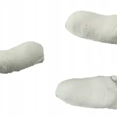 Odlewy stóp niemowlęcych wykonane z gipsu. Idealny materiał, jaki gips do odlewów, by zachować wspomnienia.