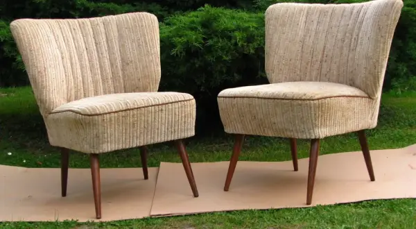Fotele retro lata 60 – jak wybrać idealny model do swojego wnętrza?