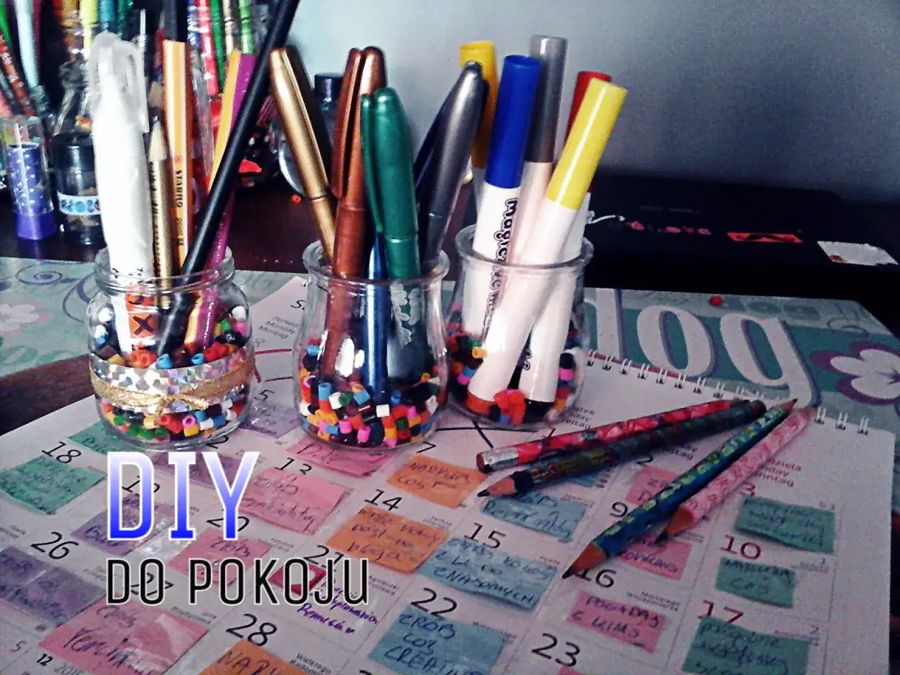 Zdjęcie Jak zrobić ozdoby do pokoju tanio i kreatywnie – proste pomysły DIY